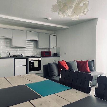 One Bedroom Apartment, No 4 Ilfracombe Exterior photo